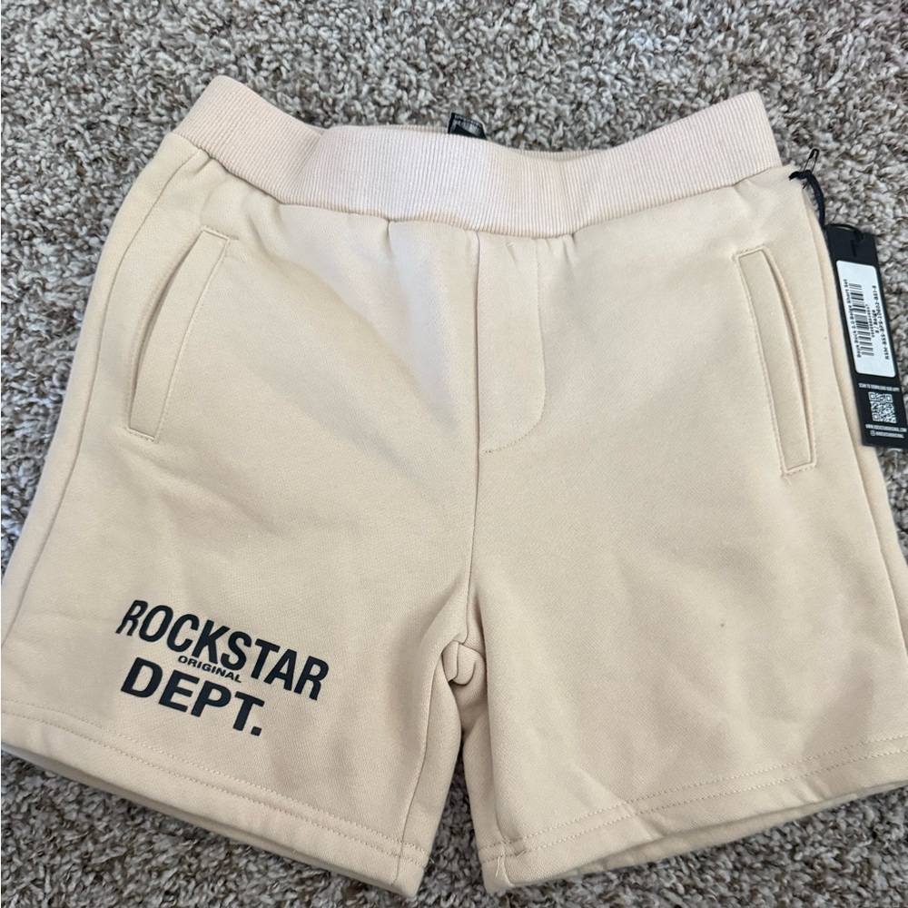 Rockstar Dept. Beige Shorts
